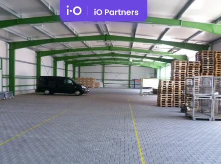 Pronájem skladovací prostor, 1 940 m²