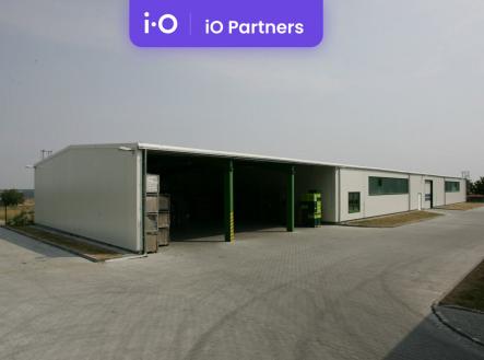 Pronájem skladovací prostor, 1 940 m²