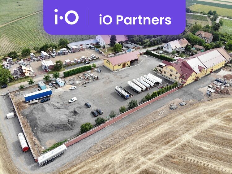 Prodej - výrobně/ skladovací areál, 12 400 m²