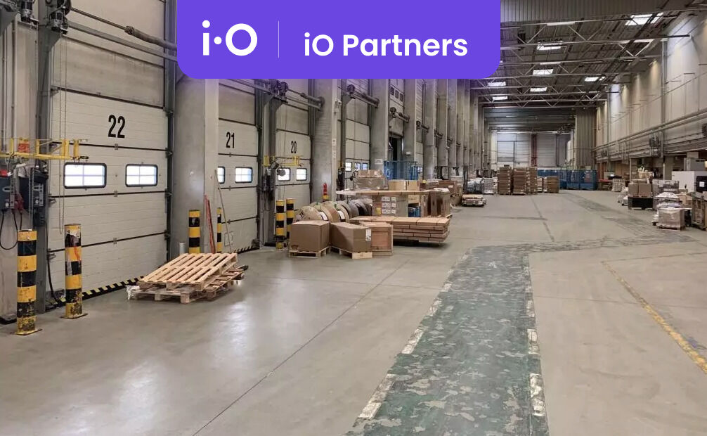 Pronájem - výrobně/ skladovací prostor, 450 m²