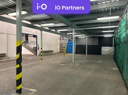 Pronájem skladovací prostor, 430 m²