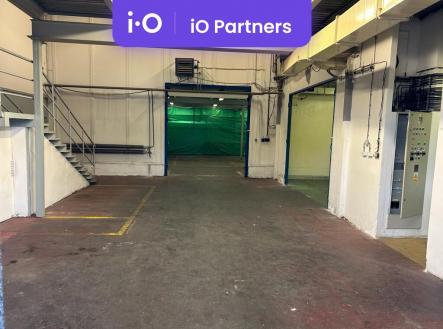 Pronájem skladovací prostor, 430 m²