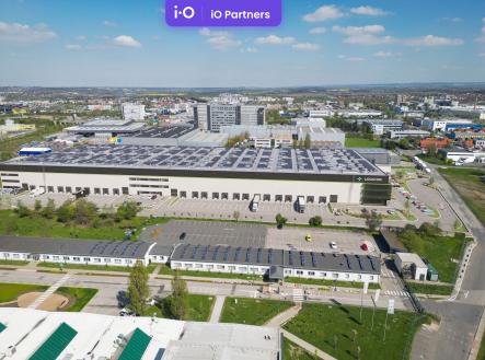 Pronájem - skladovací prostor, 3 000 m²