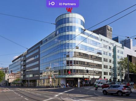 Pronájem kanceláře, 1 180 m²