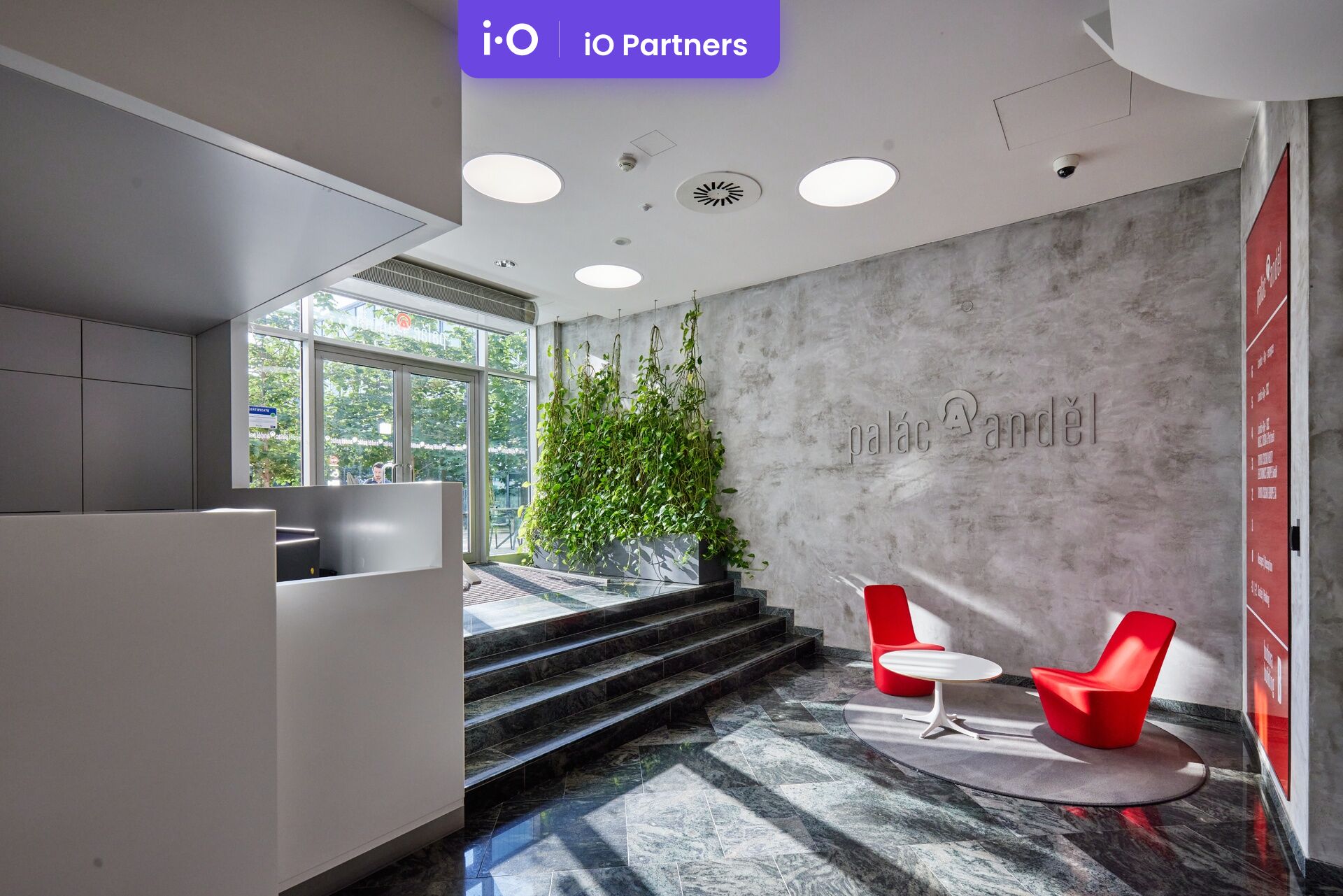 Pronájem kancelářských prostor na Praze 5 - 469 m²