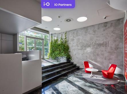 Pronájem kanceláře, 469 m²