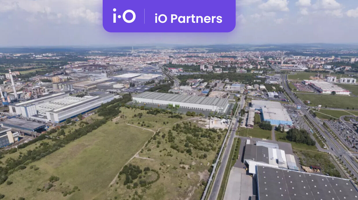 Pronájem - výrobně/ skladovací prostor, 5000 m² - 24 415 m²