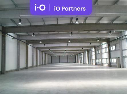 Pronájem skladovací prostor, 640 m²