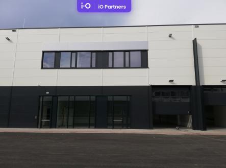 Pronájem skladovací prostor, 800 m²