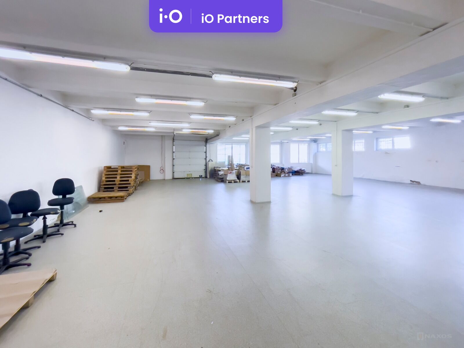 Pronájem - výrobní prostory, 1500 m²