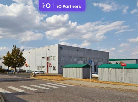 Pronájem skladovací prostor, 3 015 m²