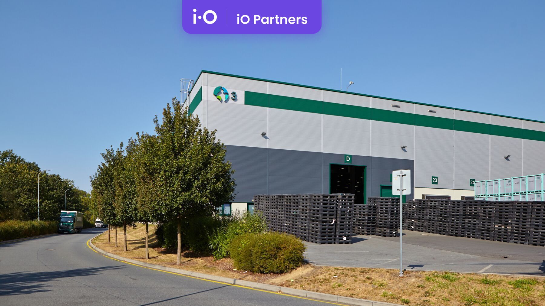 Pronájem - výrobně/ skladovací prostor, 3000 m² - 6803m²