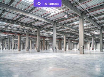 Pronájem skladovací prostor, 37 517 m²