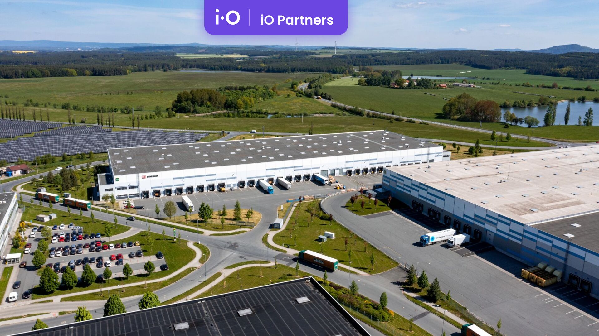 Pronájem - výrobně/ skladovací prostor, 6 928 m²