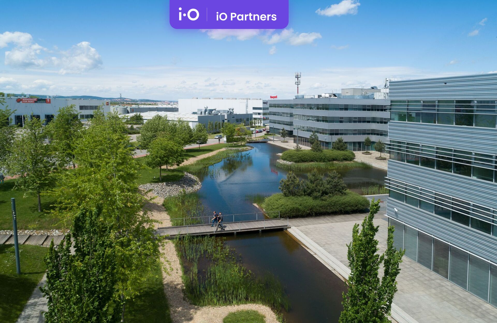 Pronájem - výrobně/ skladovací prostor, 9 622 m²