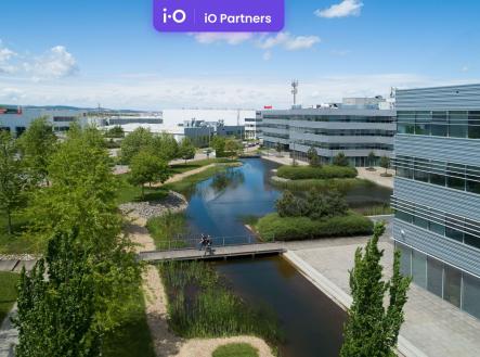 Pronájem skladovací prostor, 9 622 m²