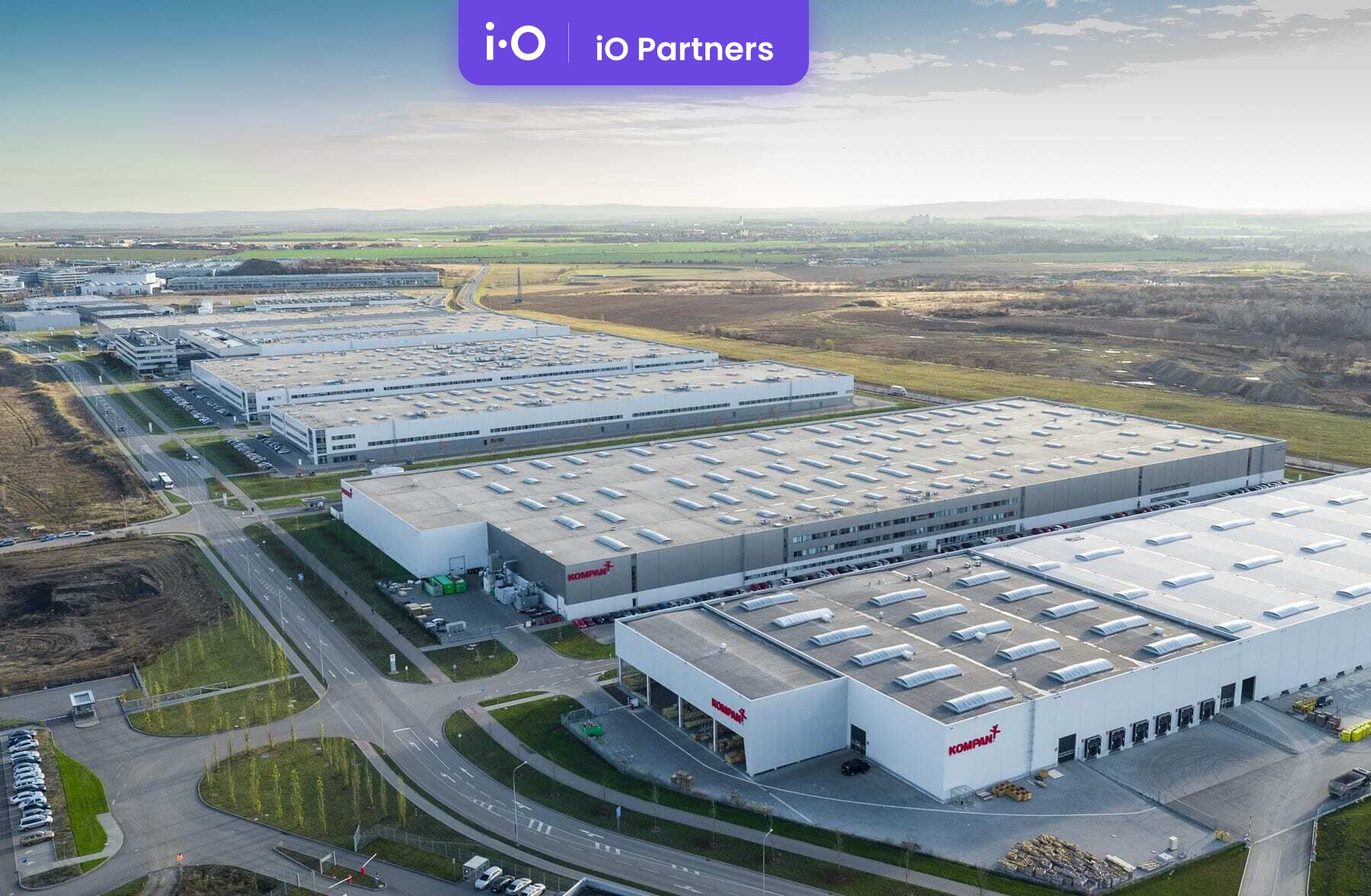 Pronájem - výrobně/ skladovací prostor, 9 000 m² - 22 278 m²