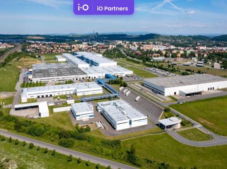 Pronájem skladovací prostor, 1 600 m²