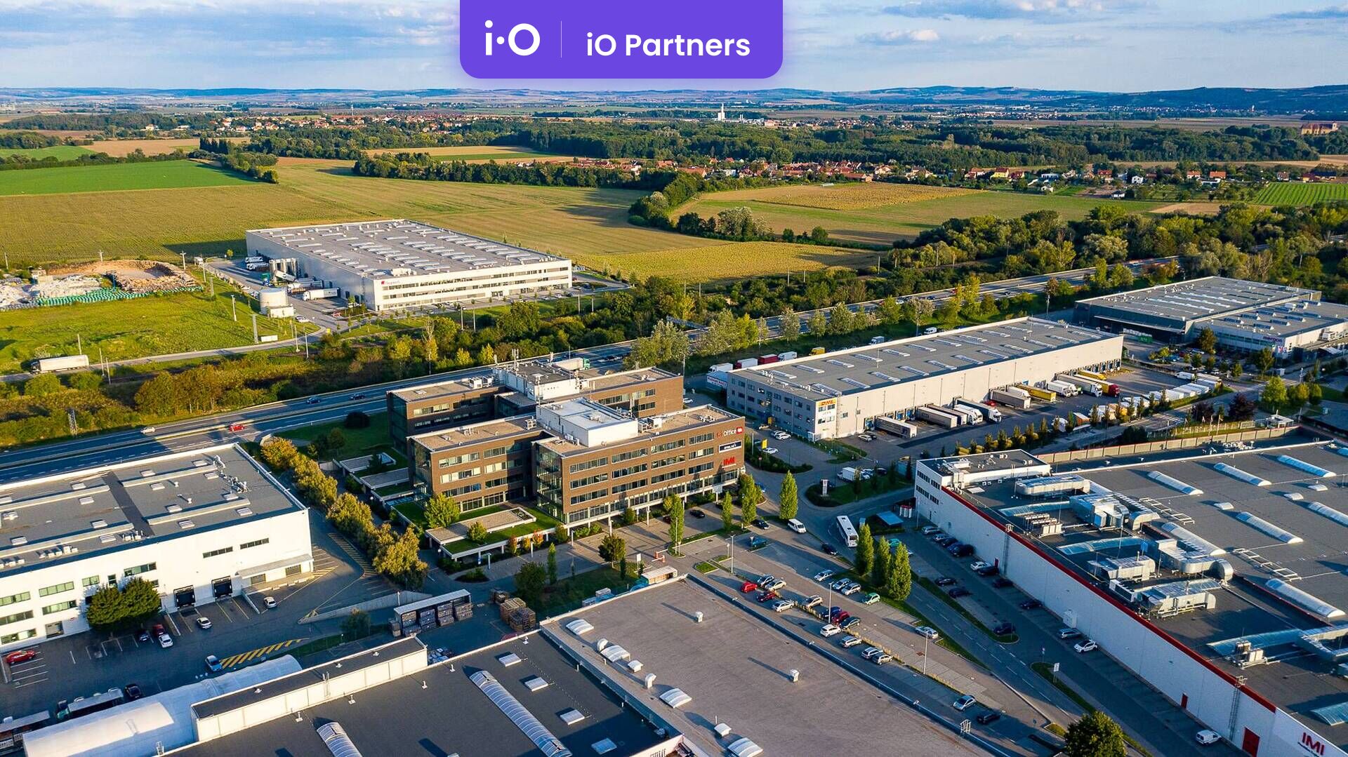 Pronájem - výrobně/ skladovací prostor, 5000 m² - 12 420 m²