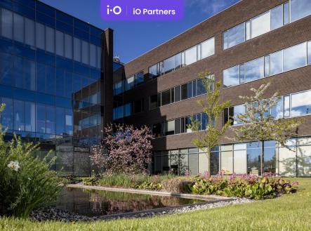 Pronájem skladovací prostor, 1 747 m²