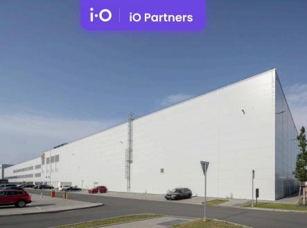 Pronájem skladovací prostor, 4 890 m²