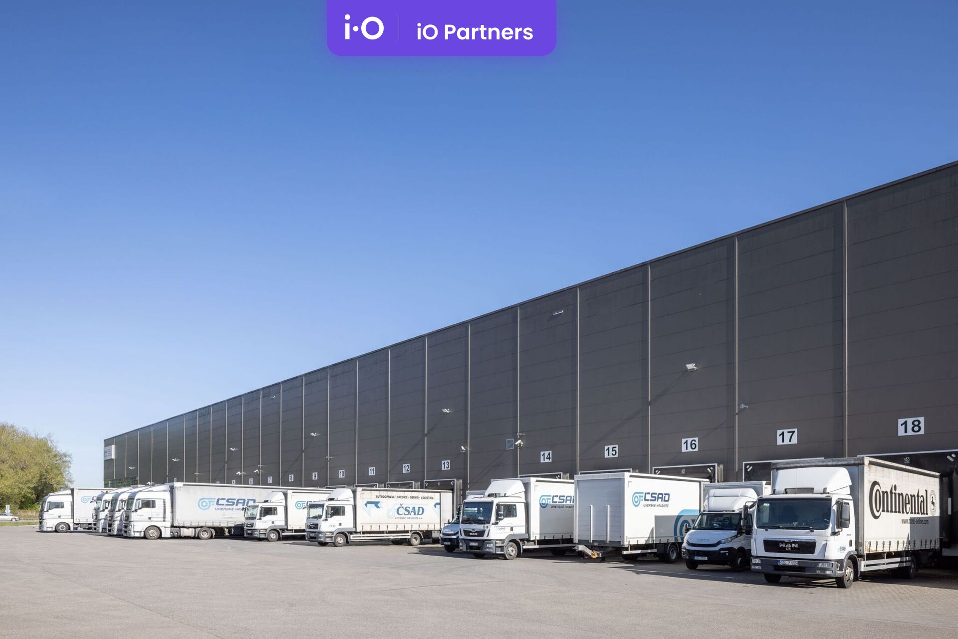 Pronájem - výrobně/ skladovací prostor,  3 500 m² - 7 346 m²