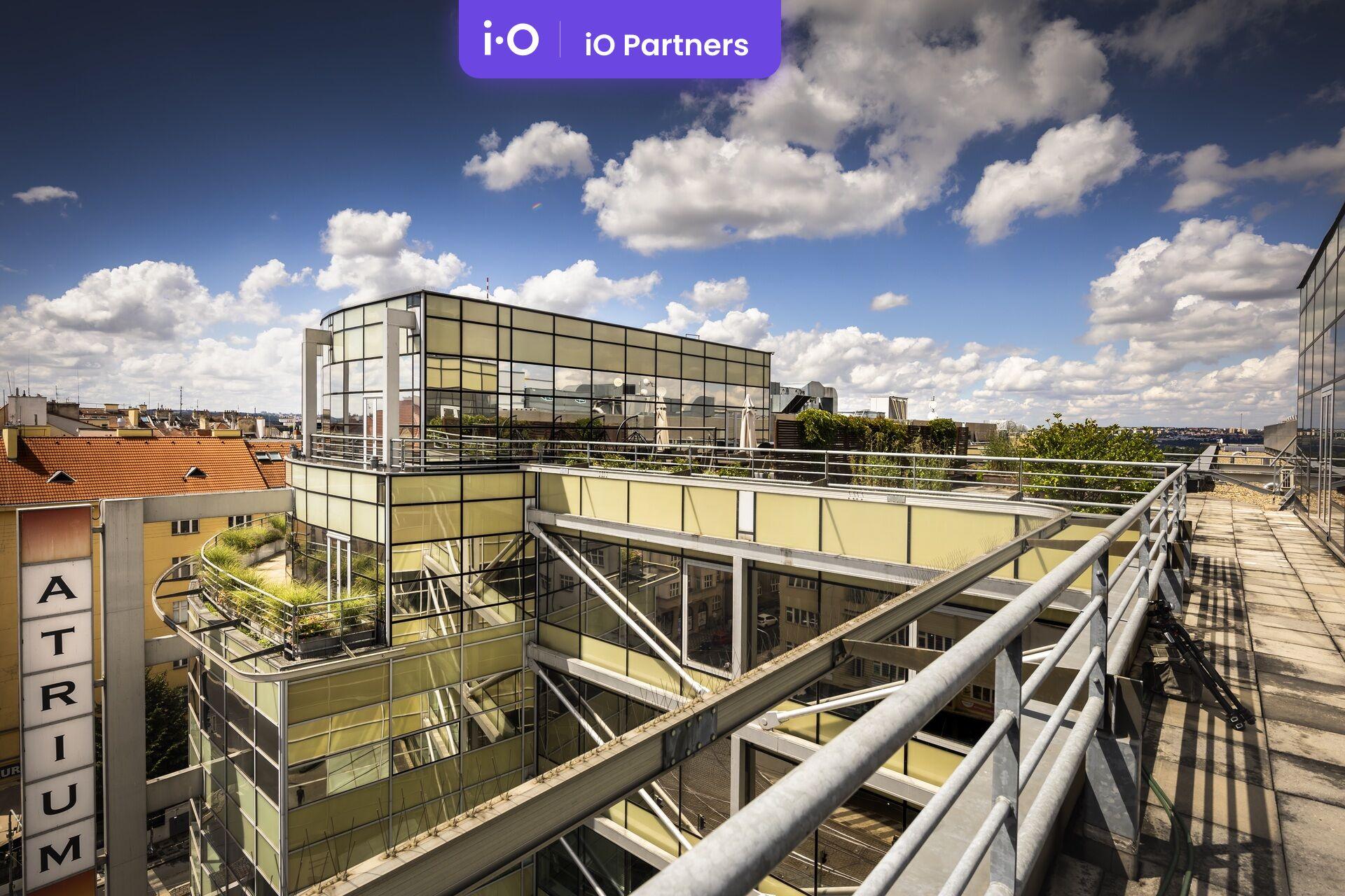 Pronájem kancelářských prostor na Praze 3 - 1092 m²