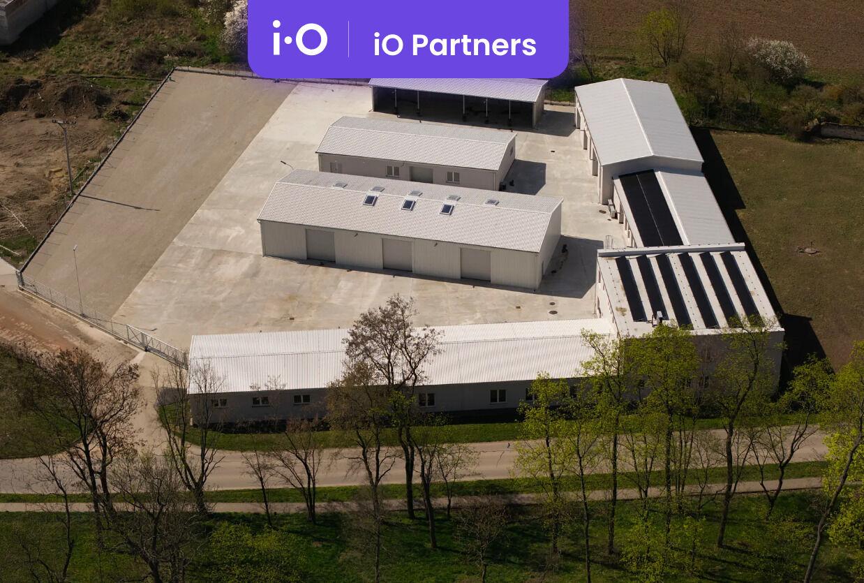 Pronájem - výrobně/ skladovací prostor, 185 m² - 1933 m²