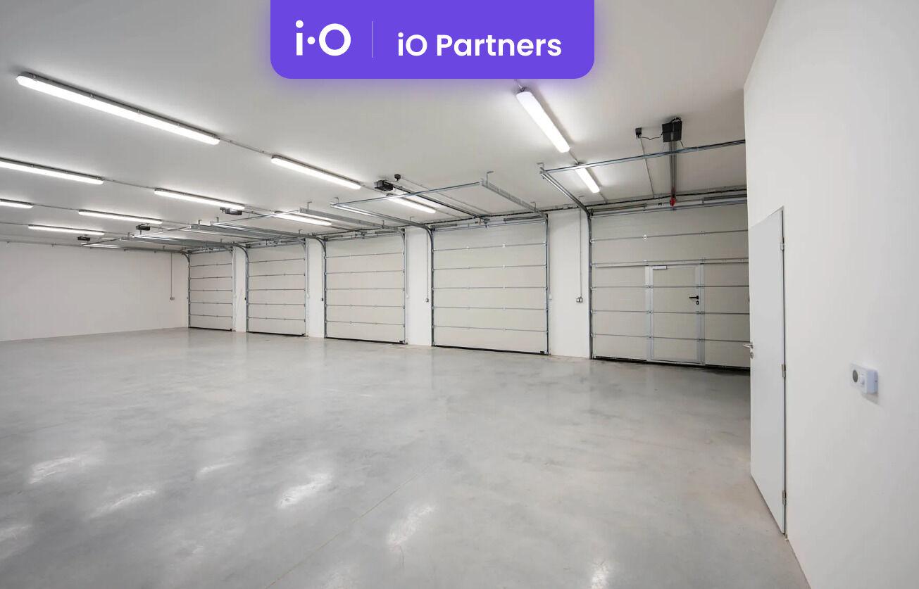 Pronájem - výrobně/ skladovací prostor, 185 m² - 1933 m²