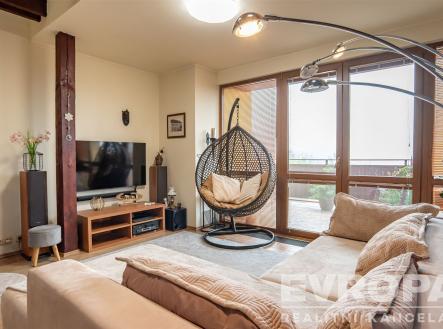 Prodej nájemního domu, 958 m²