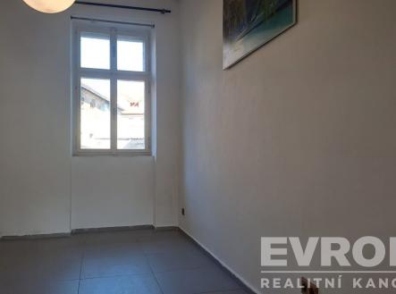 Pronájem bytu, 3+kk, 41 m²
