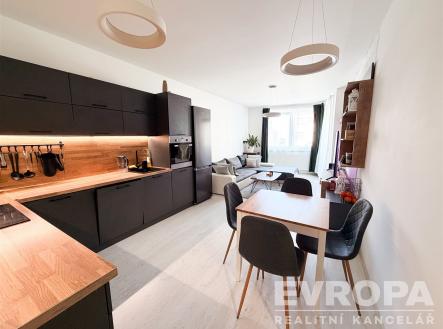 Pronájem bytu, 2+kk, 55 m²