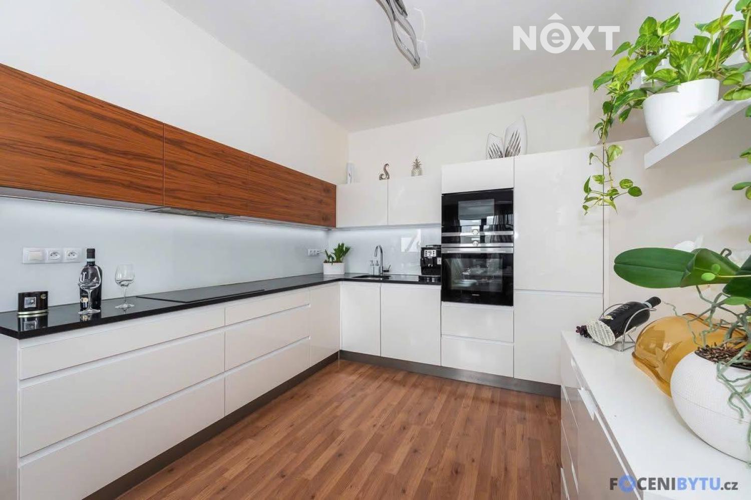 Pronájem byt 2+kk, 64㎡