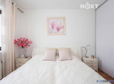 Pronájem bytu, 2+kk, 64 m²