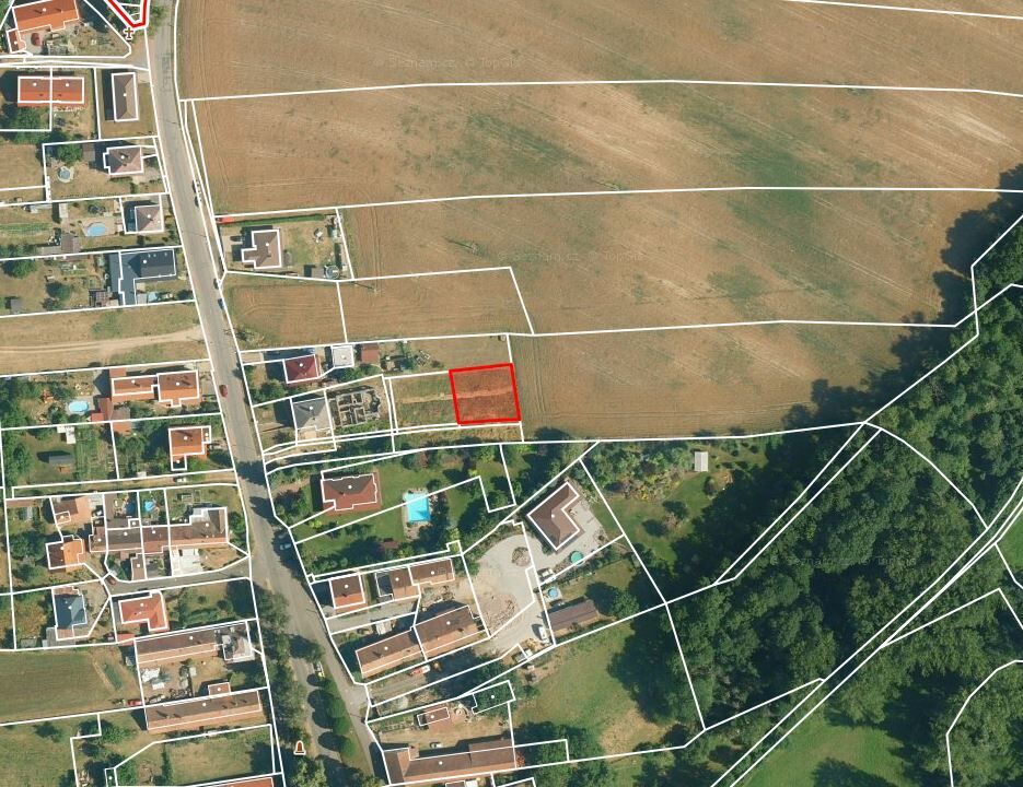 Prodej stavebního pozemku 404 m2 v Drozdicích, městský obvod Pardubice IV