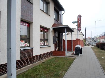 Prodej obchodní prostor, 88 m²