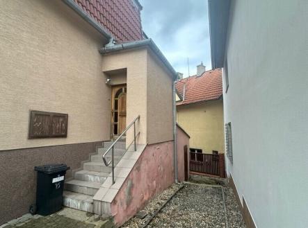 Prodej komerčního objektu, obchodní centrum, 297 m²