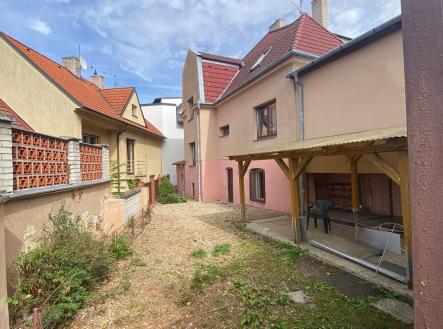 Prodej komerčního objektu, obchodní centrum, 297 m²