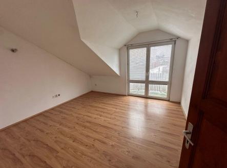 Pronájem bytu, 4+kk, 150 m²