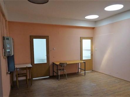 Pronájem kanceláře, 50 m²