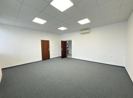 Pronájem kanceláře, 29 m²