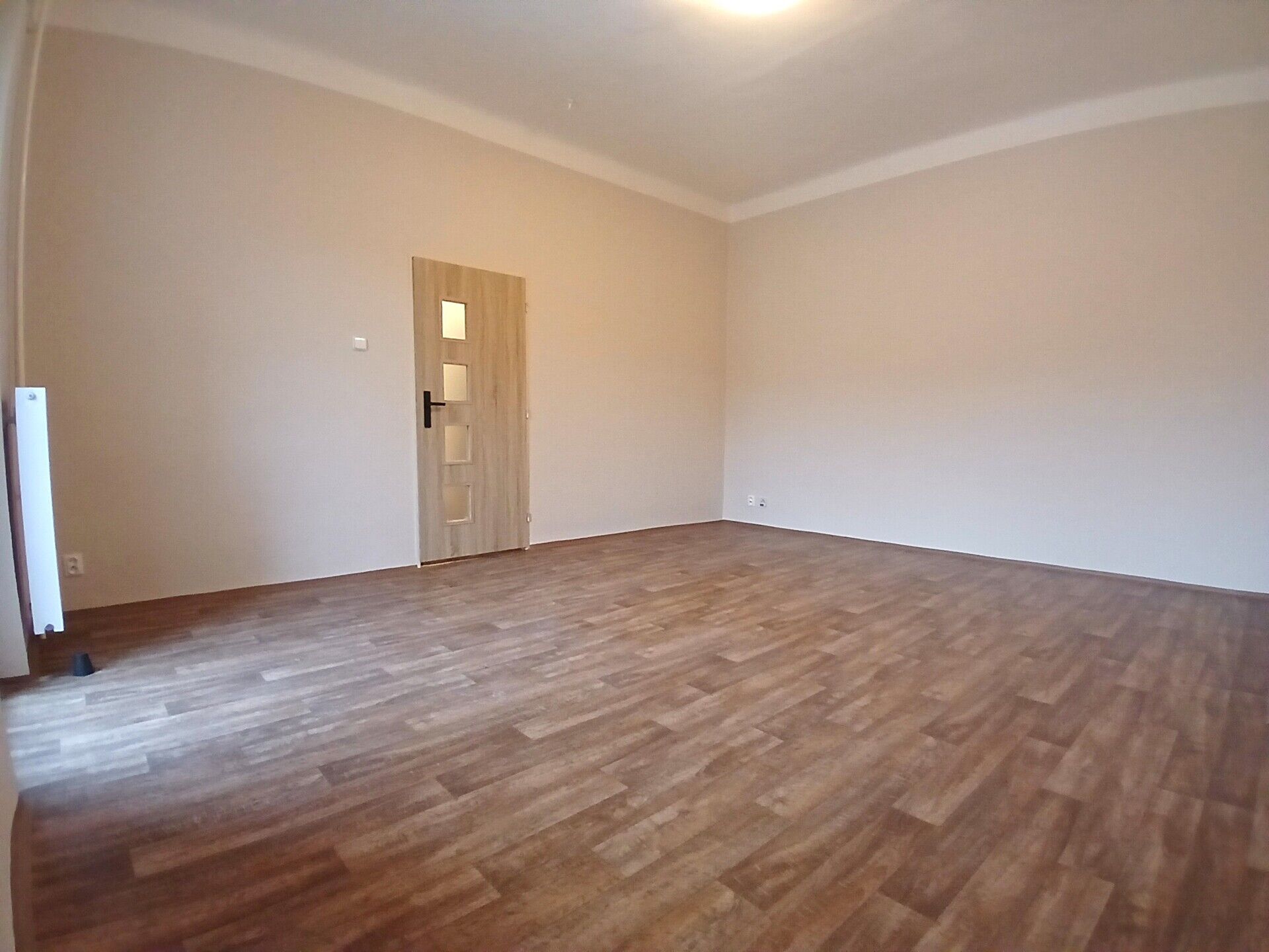 Pronájem bytu 1+1 s terasou 25 m², ul. Erbenova, Ostrava-Vítkovice