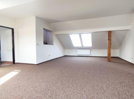 Pronájem kanceláře, 160 m²