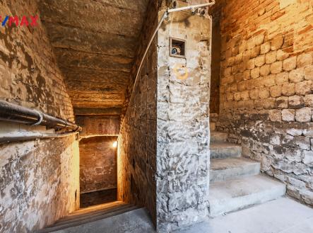 Pronájem obchodní prostor, 110 m²