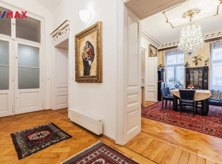 Pronájem bytu, 4+1, 180 m²