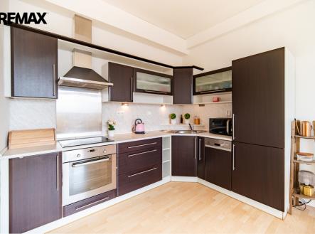 Pronájem bytu, 2+kk, 65 m²