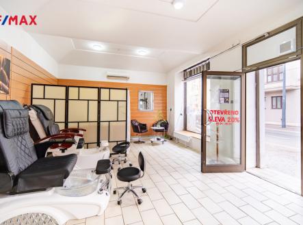 Pronájem obchodní prostor, 55 m²