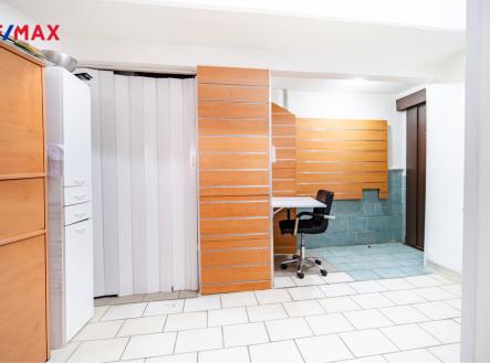 Pronájem obchodní prostor, 55 m²