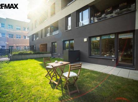 Pronájem kanceláře, 91 m²