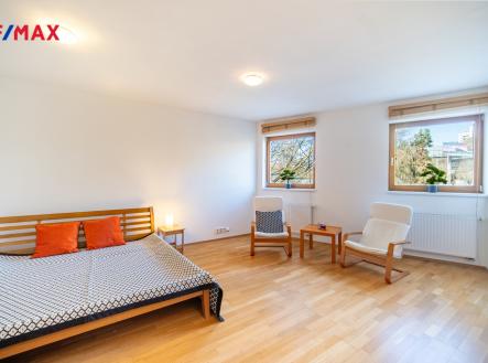 Pronájem bytu, 1+1, 43 m²